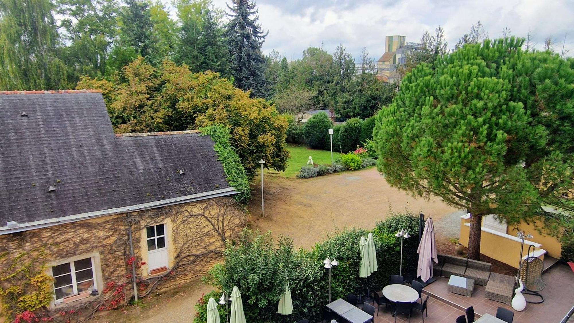 Hotel Saint Jacques Thorigne-sur-Due Exterior photo